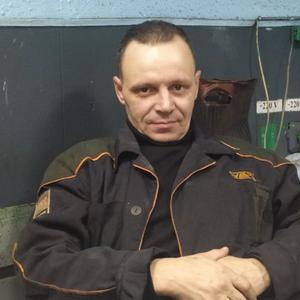 Юрий, 48 лет, Нижний Тагил
