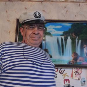 Парни в Югорске: Ринат Валеев, 73 - ищет девушку из Югорска
