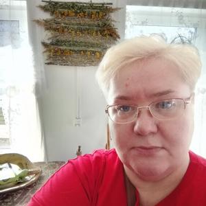 Девушки в Ижевске: Пышка, 47 - ищет парня из Ижевска