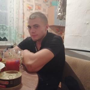Евгений, 25 лет, Назарово