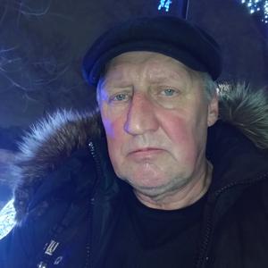 Парни в Саратове: Олег, 63 - ищет девушку из Саратова