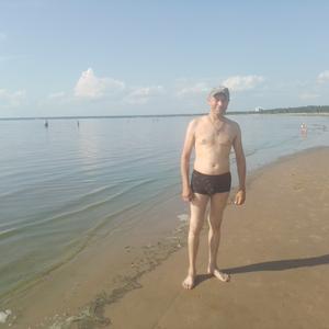 Парни в Пскове: Сергей, 41 - ищет девушку из Пскова