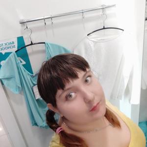 Девушки в Тольятти: Анастасия, 22 - ищет парня из Тольятти