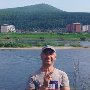 Парни в Усть-Куте: Vladimir, 51 - ищет девушку из Усть-Кута