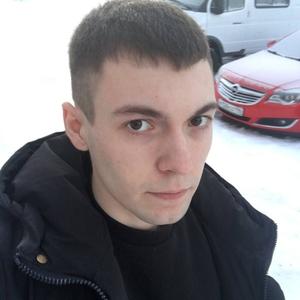 Евгений, 25 лет, Нижний Тагил