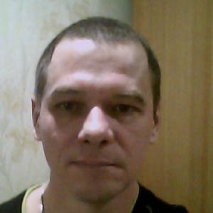 Парни в Лабинске: Олег, 48 - ищет девушку из Лабинска