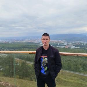 Парни в Абакане: Вадим, 38 - ищет девушку из Абакана