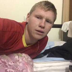 Артур, 28 лет, Казань