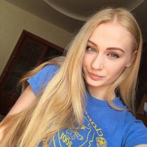 Девушки в Новосибирске: Daria, 24 - ищет парня из Новосибирска
