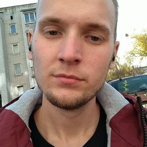 Максим, 26 лет, Чернигов