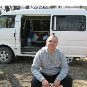 Парни в Владивостоке: Андрей, 46 - ищет девушку из Владивостока
