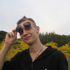Александр, 22 года, Смоленск