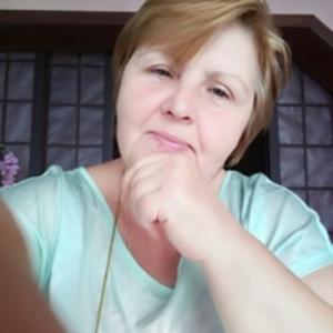 Елена, 64 года, Москва