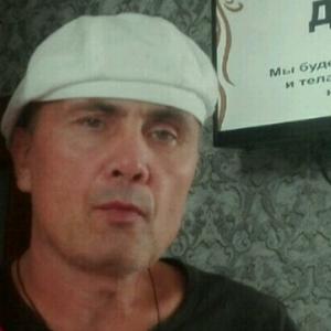 Анатолий, 53 года, Выкса
