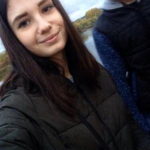 Девушки в Ульяновске: Вероника, 25 - ищет парня из Ульяновска