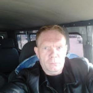 Парни в Арске: Сергей Логинов, 52 - ищет девушку из Арска