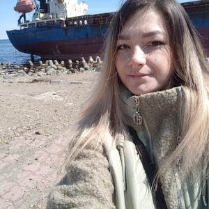 Девушки в Владивостоке: Анастасия, 32 - ищет парня из Владивостока