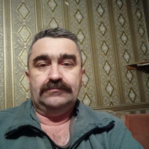 Юрий, 58 лет, Первоуральск