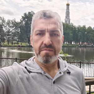 Александр, 58 лет, Москва