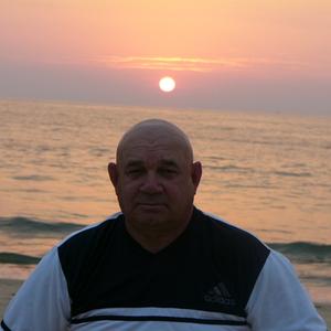 Виктор, 62 года, Подольск