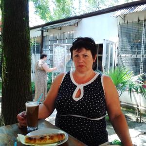 Девушки в Липецке: Любовь Андреева, 59 - ищет парня из Липецка
