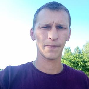 Парни в Черняховске: Илья, 34 - ищет девушку из Черняховска