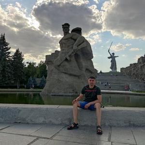 Парни в Екатеринбурге: Роман, 45 - ищет девушку из Екатеринбурга