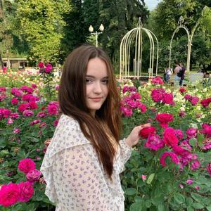 Девушки в Волгограде: Екатерина, 23 - ищет парня из Волгограда