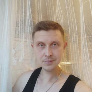 Парни в Омске: Антон, 39 - ищет девушку из Омска