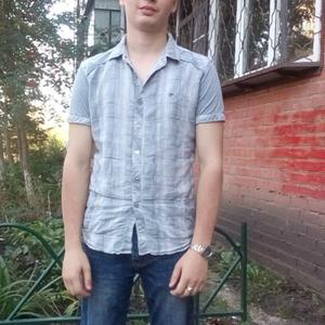 Евгений, 25 лет, Челябинск
