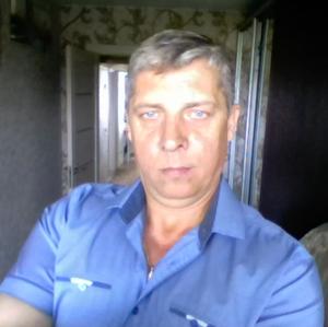 Парни в Волгограде: Александр, 51 - ищет девушку из Волгограда