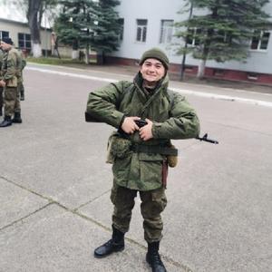 Парни в Калининграде: Александр, 26 - ищет девушку из Калининграда