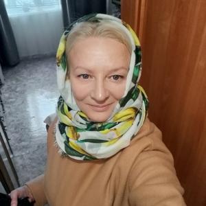 Девушки в Кемерово: Галина, 51 - ищет парня из Кемерово