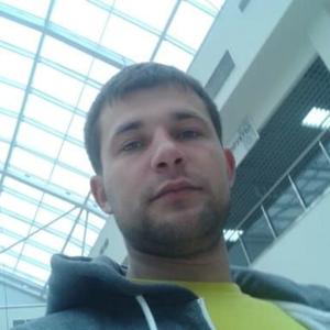 Алекс, 32 года, Оленегорск
