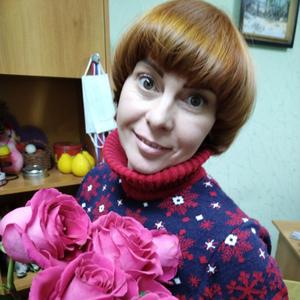Девушки в Ангарске: Ирина, 50 - ищет парня из Ангарска