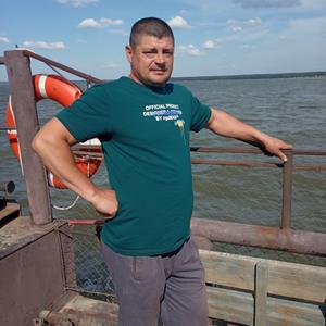 Олег, 48 лет, Новосибирск