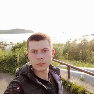 Парни в Петропавловске-Камчатском: Иван, 23 - ищет девушку из Петропавловска-Камчатского