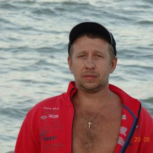 Парни в Старый Осколе: Евгений Корнев, 45 - ищет девушку из Старый Оскола