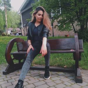 Девушки в Новокузнецке: Юлия, 23 - ищет парня из Новокузнецка