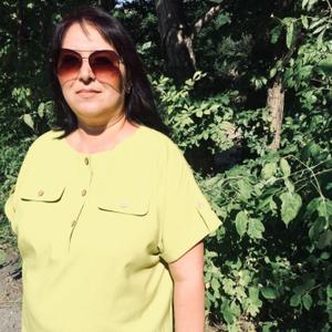 Девушки в Дальнегорске: Ирина, 43 - ищет парня из Дальнегорска
