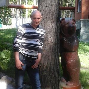 Парни в Новосибирске: Сергей, 54 - ищет девушку из Новосибирска