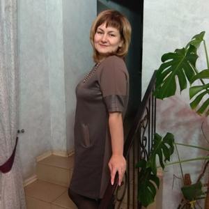 Девушки в Вологде: Марина, 47 - ищет парня из Вологды