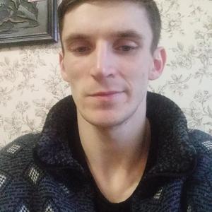 Парни в Пскове: Кирилл, 29 - ищет девушку из Пскова