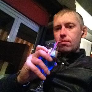 Денис, 39 лет, Волковыск