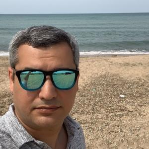 Парни в Баку: Amadeus Ahundov, 45 - ищет девушку из Баку