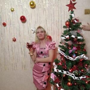 Девушки в Прокопьевске: Любовь Куприянова, 41 - ищет парня из Прокопьевска