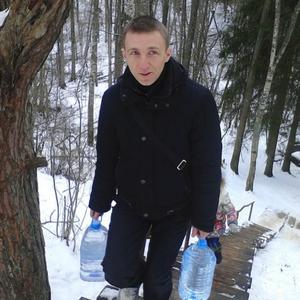 Парни в Кингисеппе: Алексей, 39 - ищет девушку из Кингисеппа