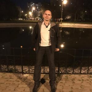 Парни в Химках: Сергей, 37 - ищет девушку из Химок