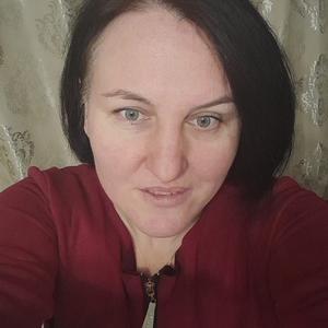 Девушки в Омске: Татьяна, 46 - ищет парня из Омска