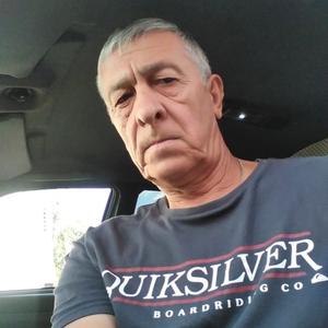 Виктор, 61 год, Волгоград